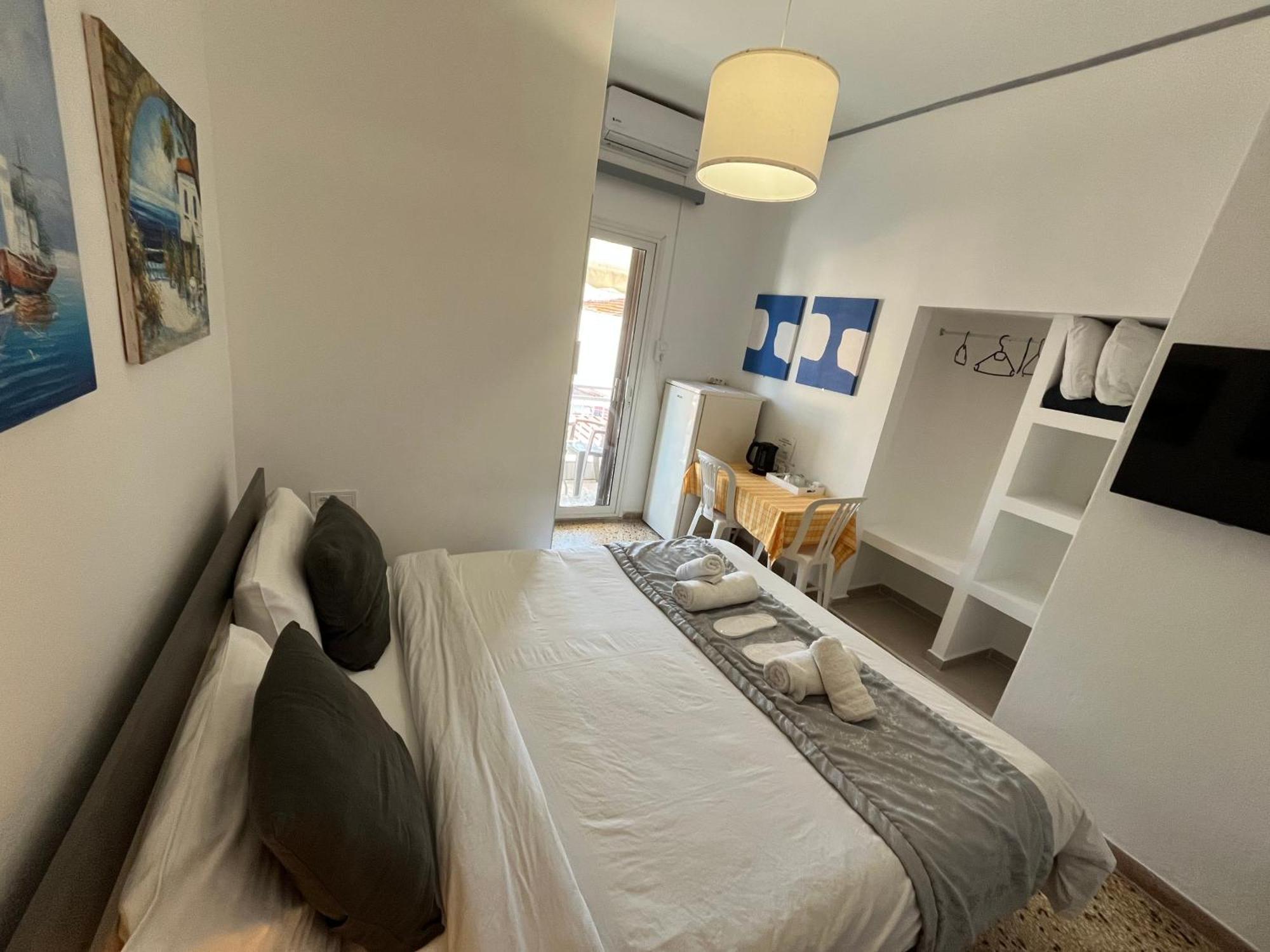 Sunset View Rooms Agía Triás Ngoại thất bức ảnh