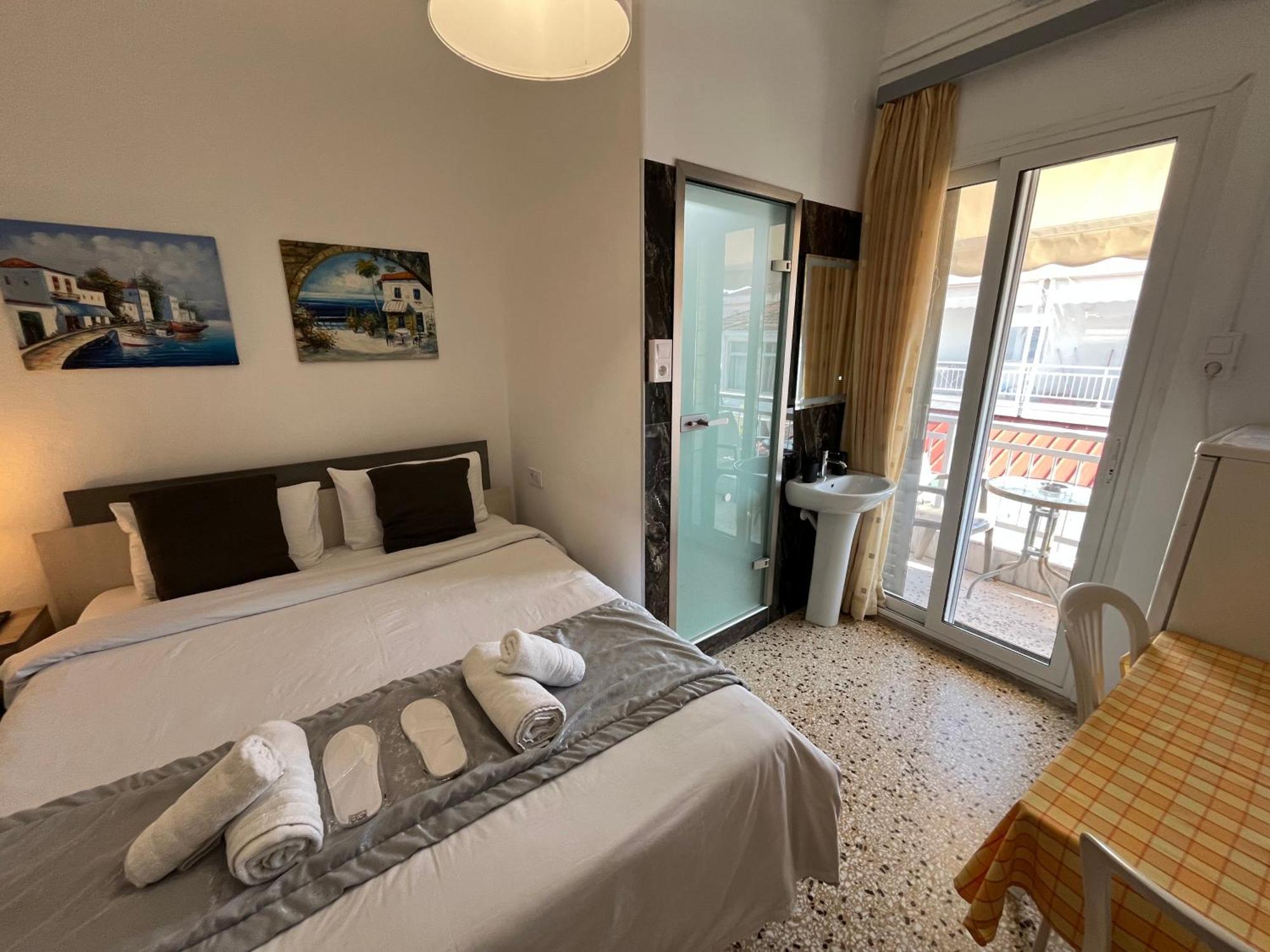 Sunset View Rooms Agía Triás Ngoại thất bức ảnh